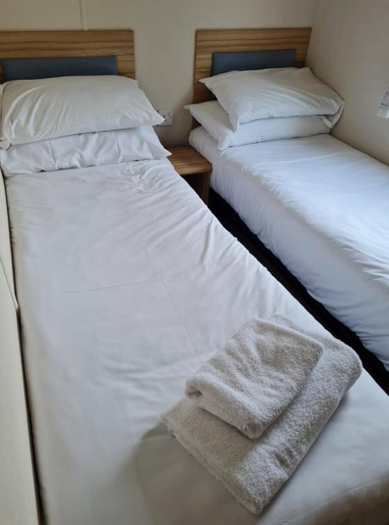 Caravan On Fantastic Site 邓巴 外观 照片