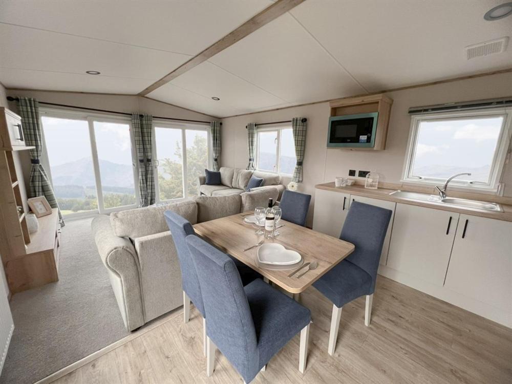 Caravan On Fantastic Site 邓巴 外观 照片